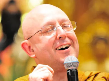 Day 040/365: Guided Meditation | Ajahn Brahm