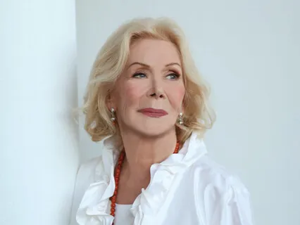 Day 15 - Acceptance, Louise Hay Inspired: Thoughts For 365 Days