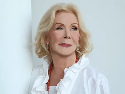 Day 25 - Growth, Louise Hay Inspired: Thoughts For 365 Days