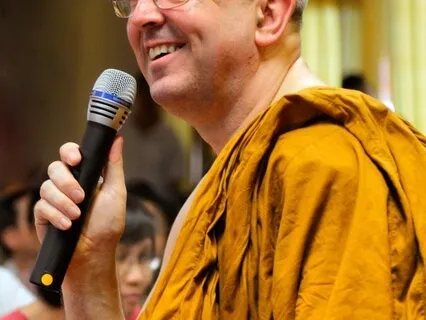 Day 328/365: Guided Meditation | Ajahn Brahm