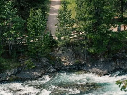 Day Quiet Valley, Winter’s Gentle Whisper