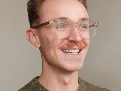 Decode Your Body’s Messages: A Psychic’s Symptom Guide