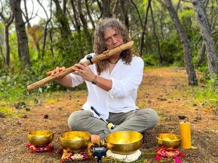 Deep Sleep In Strofilia: Native Flute & Tibetan Bowls