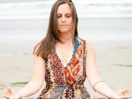 Deep Sleep Meditation: Relax With 4-7-8 Breathing