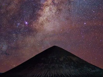 Deep Sleep with Rain & Binaural Beats [8 Hours]