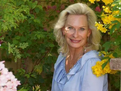 Deeply Relax To Heal, Let Go Of Stess And Focus On Gratitude