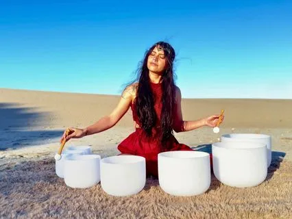 Desert Resonance: A Journey Into Stillness