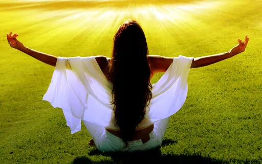 Diamond-White / Electric Blue Angelic Light Transmission