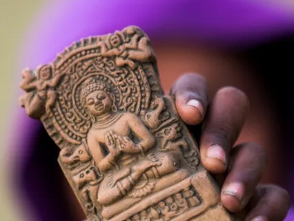 Discovering and Practicing the Middle Way to Enlightenment