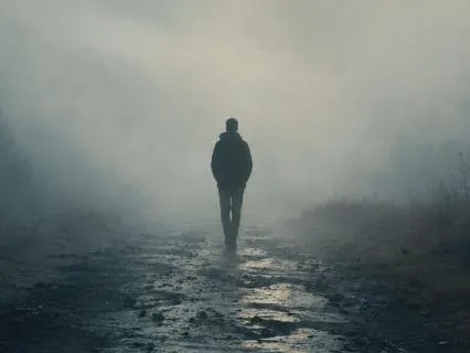 Distant Memory — A Gentle Escape From Overthinking