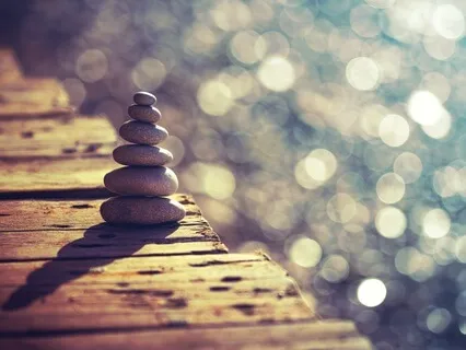 Divine Presence: Expanding Awareness And Universal Oneness