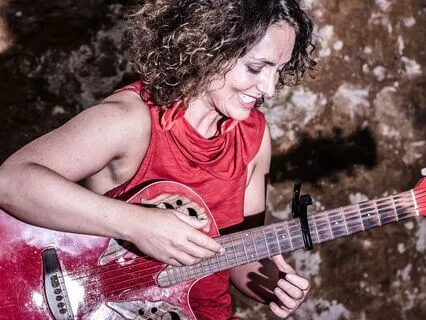 Don't: Live Acoustic Singalong At Ch'Lu's Campfire