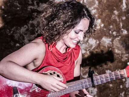 Dreaming: Live-looped Sanskrit, Guitar & Soundscapes