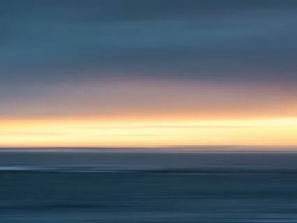 Dreamy Haze: Atmospheric Background