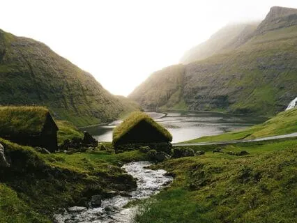 Dreamy Yoga Nidra For Cultivating Inner Refuge