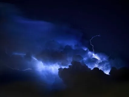 Drift Off To Sleep - Calming Music With Rain & Thunderstorm