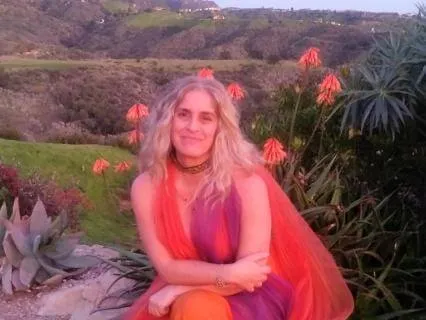 Drifting Into Dreamland: The 8-Hour Deep Sleep Journey