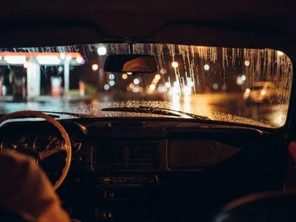 Driving in the Rain for Sleep and Relaxation