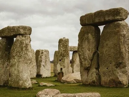 Druid Runes – Celtic Vibrations For Deep Earth Connection