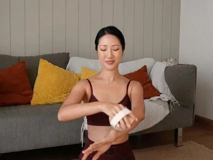 Dry Brushing For Lymphatic Drainage