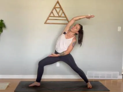 Dynamic Yoga Flow: 30 Day Yoga Challenge Day 23
