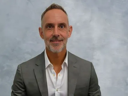 Dynamics Of Gratitude -L,L,&L W/ Glenn Ambrose