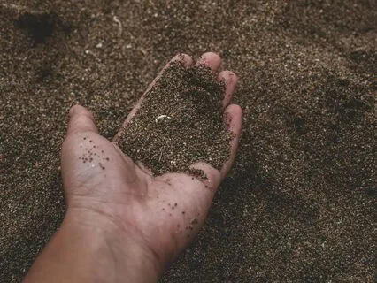 Earthen Gratitude: A Practice Of Thanks To The Living Land