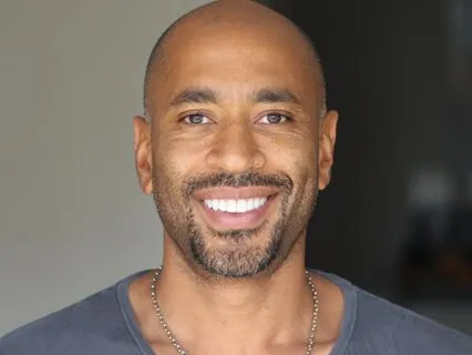 Ease Into The Day: Breath And Body Awareness Meditation