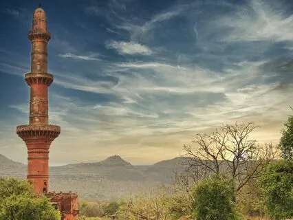 Echoes Of Ancient India: A Relic's Ambience