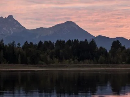 Echoes Of The Lake