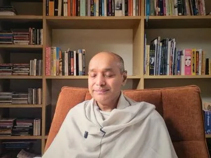 Effortlessly Recognise Yourself as Awareness
