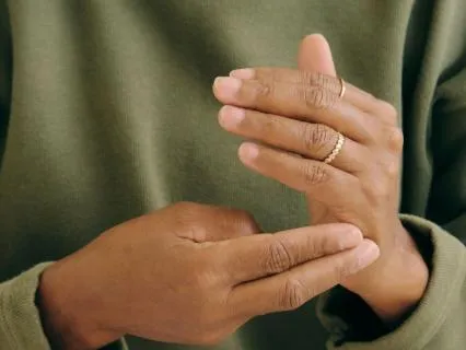 EFT Tapping For Overwhelm: Find Clarity And Move Forward