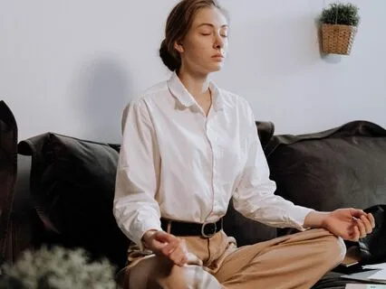 EFT Tapping - Step Into Visibility