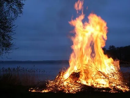 Eight Of Wands - Tarot Active Imagination