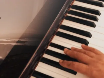 Elusive Dream - Six Minutes Of Gentle Solo Piano Music