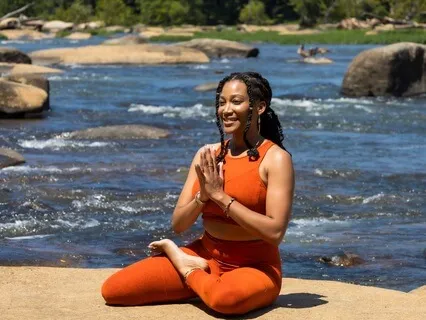 Embodied Emotional Awareness