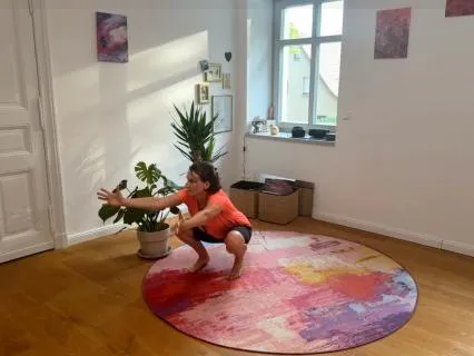 Move Into Courage — Somatic Movement with Intention