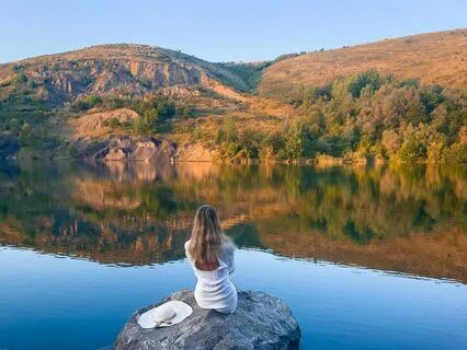 Embrace Happiness: Uplifting Calm