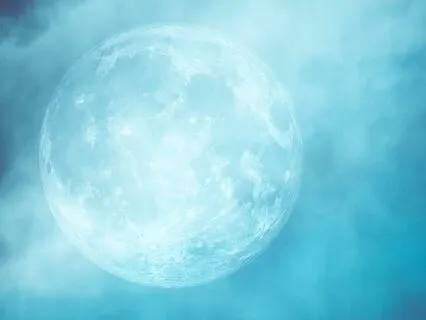 Embrace the Stillness With  528 Hz