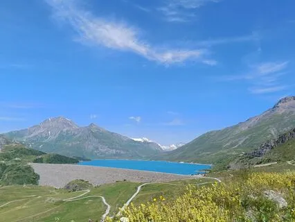 Embracing Meditation: Presence, Fear, And Transformation