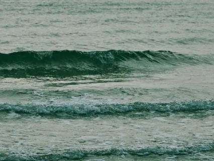 Emerald Tide | Deep Layered Green Noise & Ocean Sleep