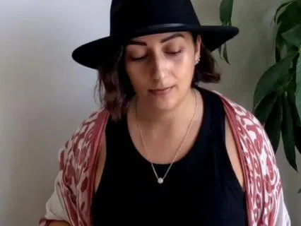 Emerging Flow: An Intuitive Handpan Session
