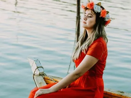 Empathically Holding Emotions