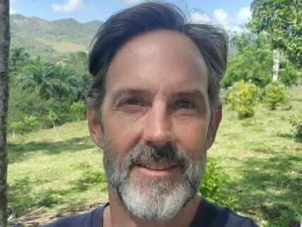 Empowerment vs Disempowerment - L, L, & L