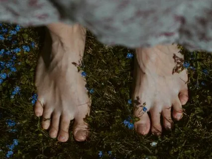 End Your Day With Grounded Presence And Empowerment