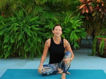 Energizing Detox Yoga Flow