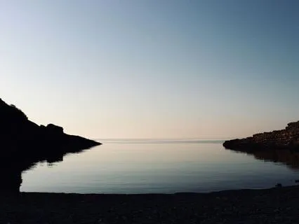 Enjoy A Moment Of Stillness & Relaxation