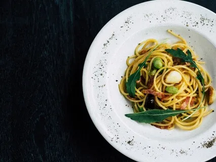 Enjoy Eating Alone: Meditating On A Meal