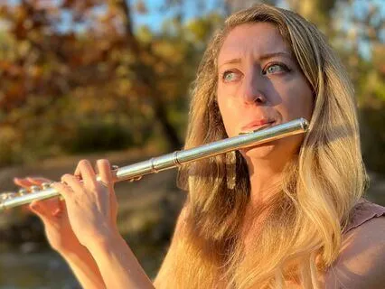 Ethereal Flute, Vocals, And Singing Bowls