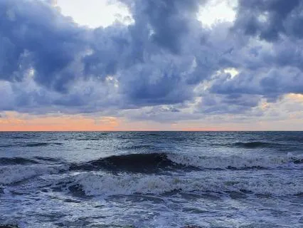 Evening Tide • Soft Healing Music For The Body & Soul